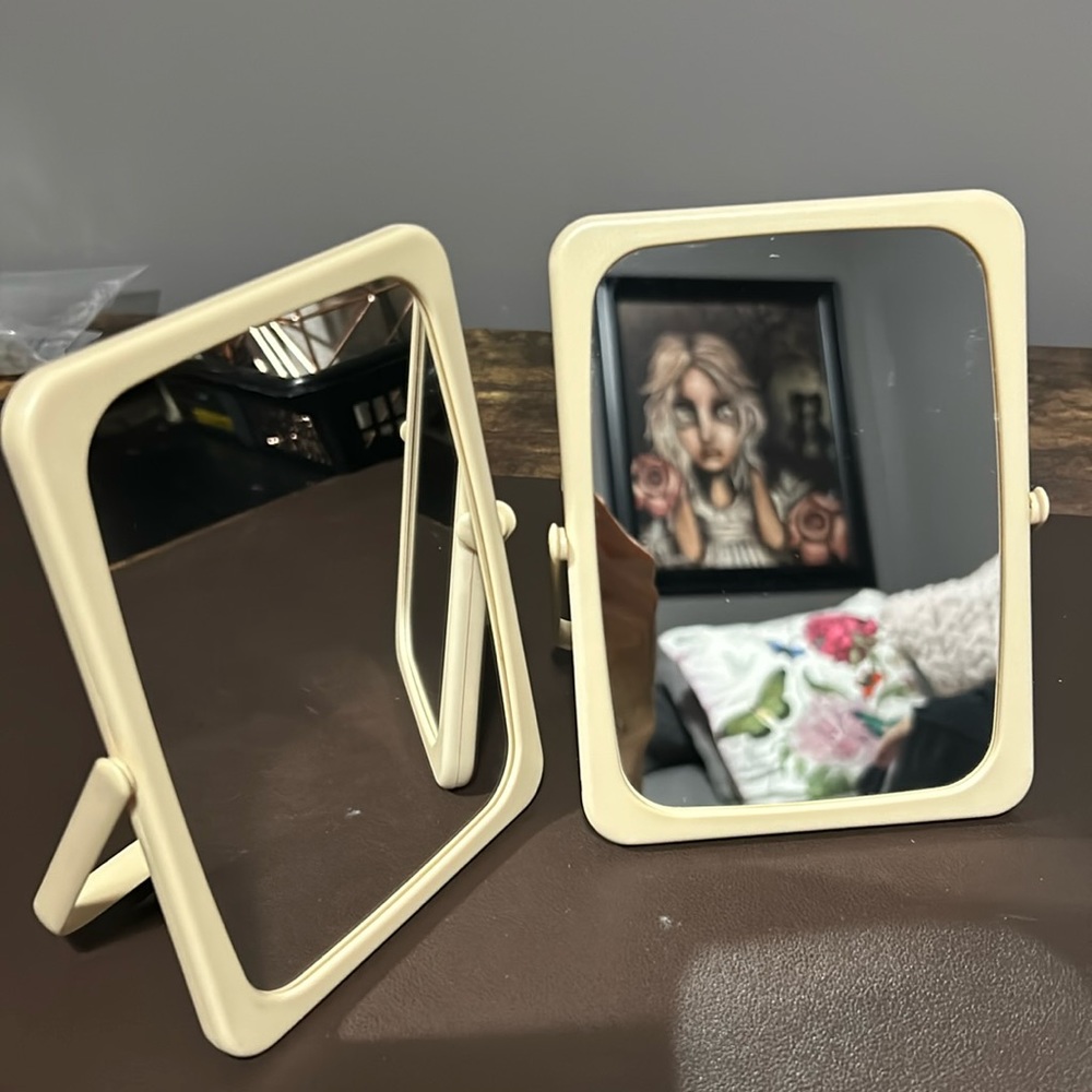 Vintage 2 Mary Kay travel magnifying mirrors